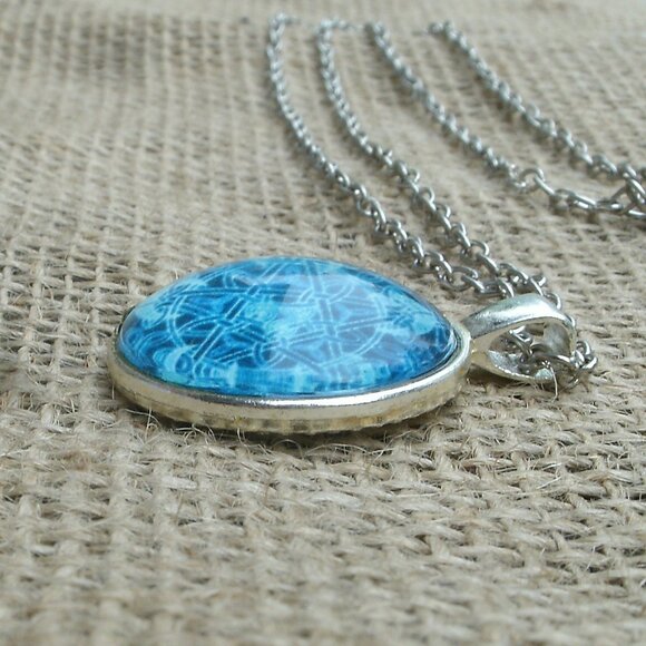 Lotus Flower Pentacle Glass Cabochon Pendant Necklace - Picture 5 of 13